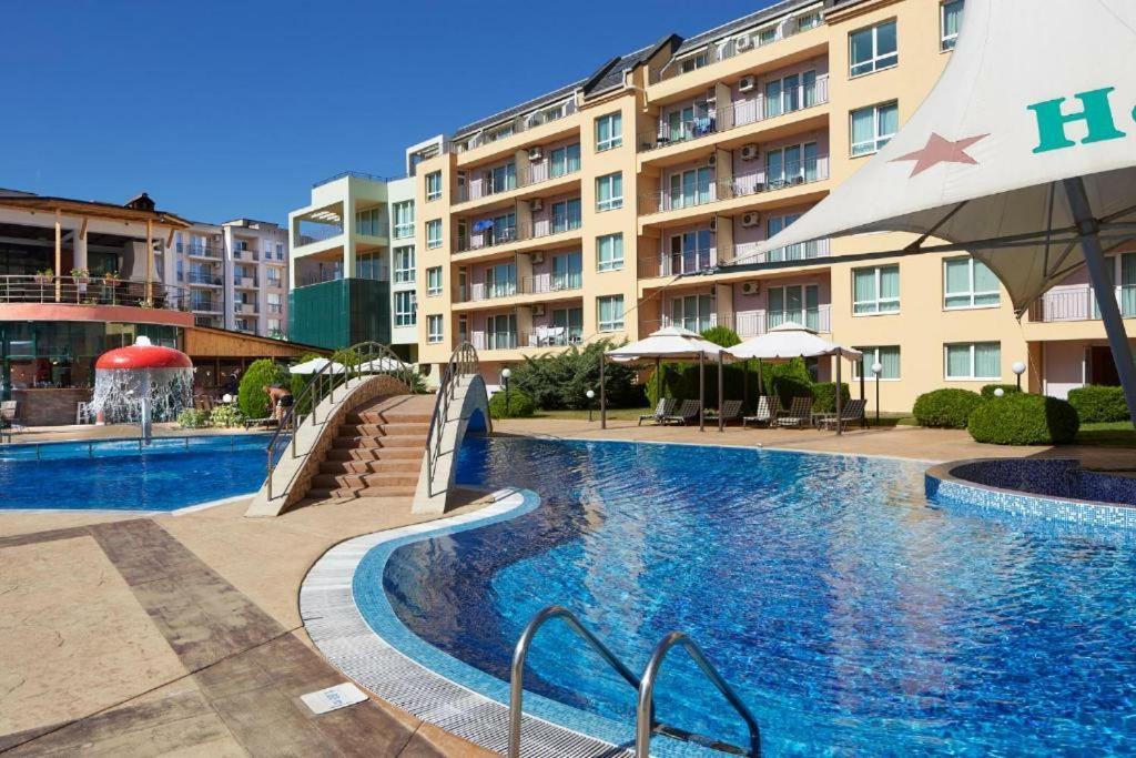 סאני ביץ' Pollo Resort, Summer Wind Apartaments מראה חיצוני תמונה